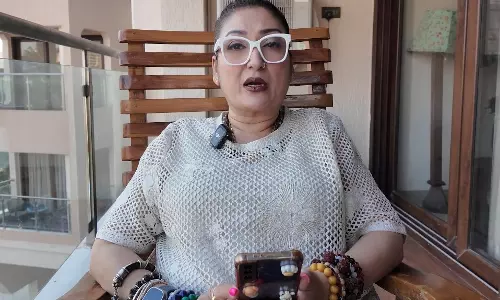Sunita Ahuja ने पैपराज़ी पर जया बच्चन की विवादित टिप्पणियों का बचाव किया Sunita Ahuja ने पैपराज़ी पर जया बच्चन की विवादित टिप्पणियों का बचाव किया
