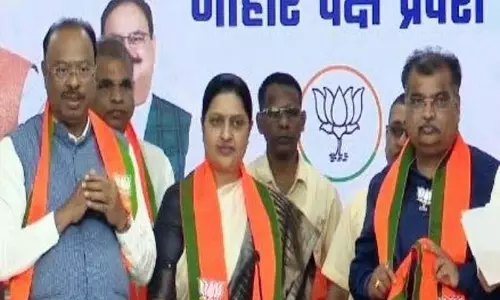 कांग्रेस ने प्रज्ञा सातव के BJP में शामिल होने की आलोचना की, उन्हें स्वार्थी बताया कांग्रेस ने प्रज्ञा सातव के BJP में शामिल होने की आलोचना की, उन्हें स्वार्थी बताया