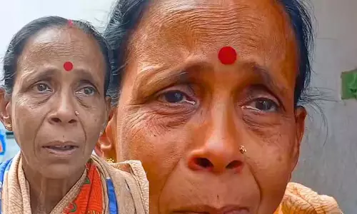 मैं ज़िंदा हूँ: मौत की लिस्ट में अपना नाम देखकर बुजुर्ग आदमी रो पड़ा मैं ज़िंदा हूँ: मौत की लिस्ट में अपना नाम देखकर बुजुर्ग आदमी रो पड़ा