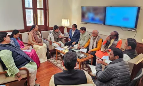 Madhya Pradesh के सांसदों ने सिंधिया से मुलाकात की Madhya Pradesh के सांसदों ने सिंधिया से मुलाकात की