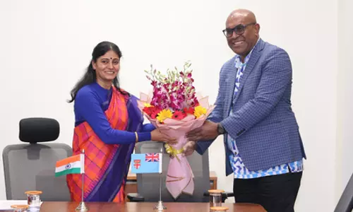 अनुप्रिया पटेल ने श्रीलंका और फिजी के मंत्रियों से की मुलाकात, कई मुद्दों पर चर्चा