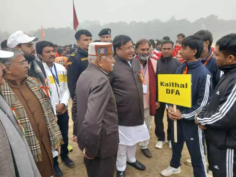 शहरी स्थानीय निकाय मंत्री ने जोनल फुटबॉल लीग के उद्घाटन समारोह में भाग लिया। शहरी स्थानीय निकाय मंत्री ने जोनल फुटबॉल लीग के उद्घाटन समारोह में भाग लिया।