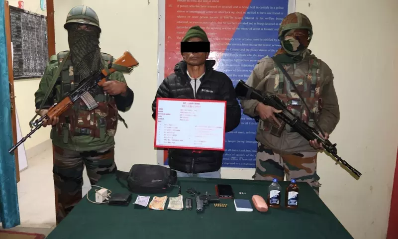 Arunachal: असम राइफल्स ने तिरप में NSCN-IM के एक्टिव कैडर को पकड़ा Arunachal: असम राइफल्स ने तिरप में NSCN-IM के एक्टिव कैडर को पकड़ा