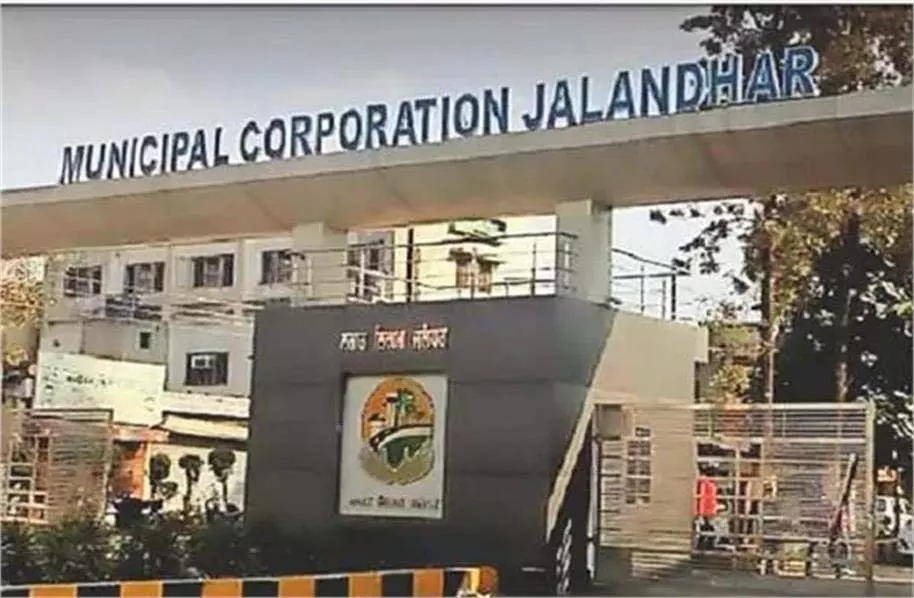 Jalandhar :नगर निगम का बड़ा Action, शराब के ठेके सील Jalandhar :नगर निगम का बड़ा Action, शराब के ठेके सील