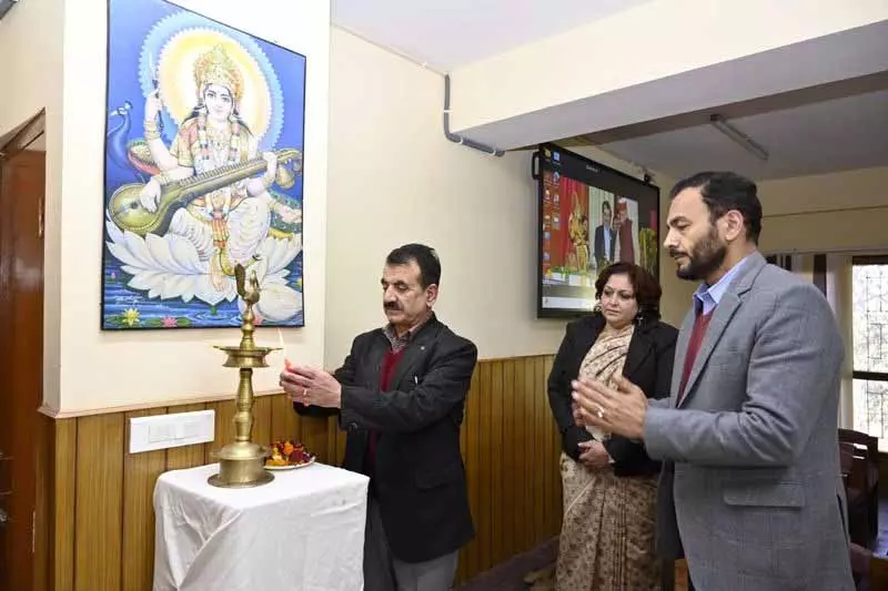 HPU ने नॉन-टीचिंग स्टाफ के लिए 3-दिवसीय वर्कशॉप का आयोजन किया HPU ने नॉन-टीचिंग स्टाफ के लिए 3-दिवसीय वर्कशॉप का आयोजन किया