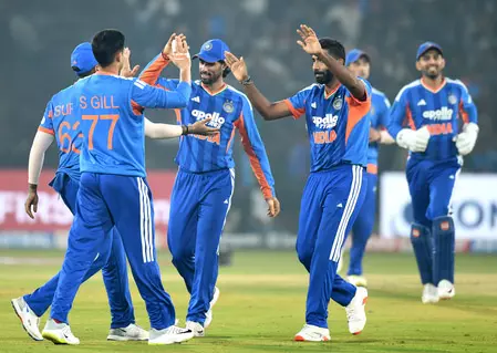 अहमदाबाद में भारतीय टीम का रिकॉर्ड शानदार, सिर्फ इस टीम से मिली है हार अहमदाबाद में भारतीय टीम का रिकॉर्ड शानदार, सिर्फ इस टीम से मिली है हार