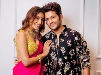 Surbhi Chandna ने पति करण शर्मा के साथ खड़े रहने पर साझा की अपनी सोच Surbhi Chandna ने पति करण शर्मा के साथ खड़े रहने पर साझा की अपनी सोच