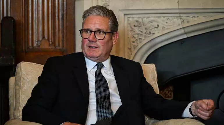 Starmer स्कूलों में महिलाओं के प्रति नफ़रत से निपटने और बच्चों की सुरक्षा के लिए क्या योजना बना रहे Starmer स्कूलों में महिलाओं के प्रति नफ़रत से निपटने और बच्चों की सुरक्षा के लिए क्या योजना बना रहे