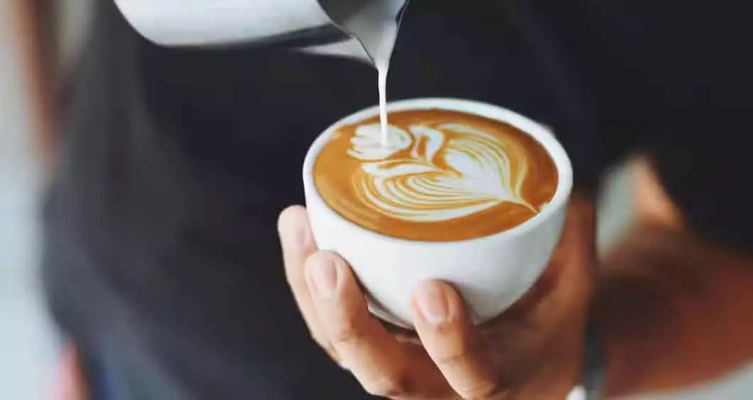 Coffee से कैंसर का खतरा, अलर्ट के बाद 10 राज्यों के बाजारों से हटाया गया माल Coffee से कैंसर का खतरा, अलर्ट के बाद 10 राज्यों के बाजारों से हटाया गया माल