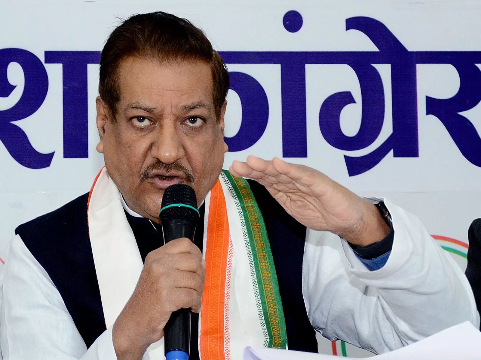 ऑपरेशन सिंदूर टिप्पणी पर राजनीतिक विवाद ऑपरेशन सिंदूर टिप्पणी पर राजनीतिक विवाद