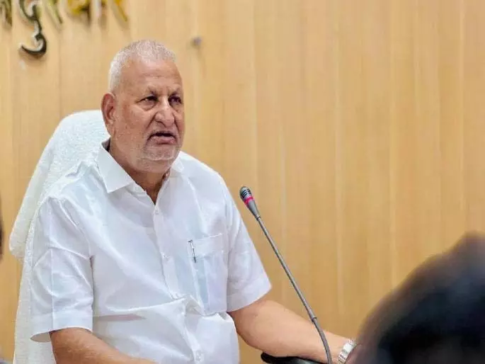 Manikrao Kokate कैबिनेट से बाहर, अजीत पवार ने सीएम फडणवीस को इस्तीफा भेजा Manikrao Kokate कैबिनेट से बाहर, अजीत पवार ने सीएम फडणवीस को इस्तीफा भेजा