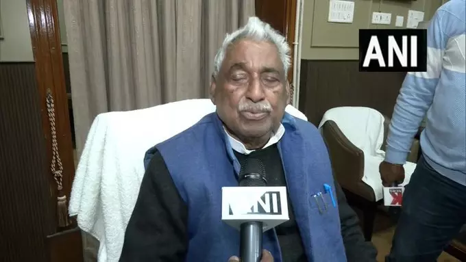 लखनऊ: विधानसभा में सर्वदलीय बैठक, विपक्ष ने विधानसभा संचालन पर की चर्चा लखनऊ: विधानसभा में सर्वदलीय बैठक, विपक्ष ने विधानसभा संचालन पर की चर्चा