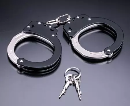 किराए के मकान से चल रहा देह व्यापार, छापेमारी में 6 गिरफ्तार किराए के मकान से चल रहा देह व्यापार, छापेमारी में 6 गिरफ्तार