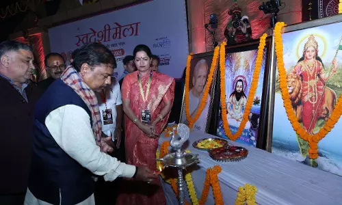 वन पर्यावरण मंत्री केदार कश्यप ने स्वदेशी मेला 2025 का किया भव्य उद्घाटन