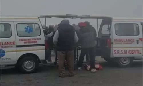 Punjab: मरीज ले जा रही एंबुलेंस हुई हादसे का शिकार, उड़े परखच्चे