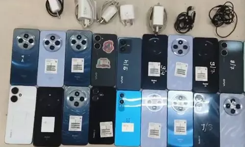 जेल से 30 मोबाइल जब्त, सर्च टीम के लिए इनाम का ऐलान