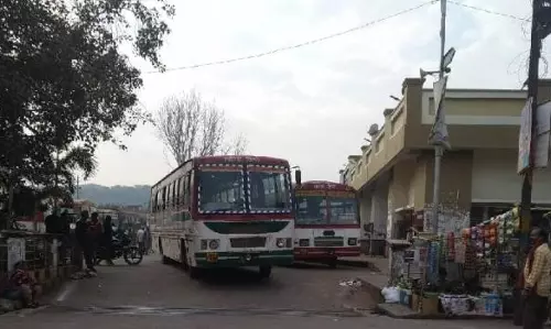 Mahoba: महोबा-चित्रकूट के लिए बस सेवा का आयोजन Mahoba: महोबा-चित्रकूट के लिए बस सेवा का आयोजन