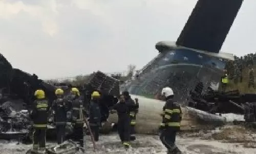 US के नॉर्थ कैरोलिना एयरपोर्ट पर छोटे विमान हादसे में सात लोगों की मौत