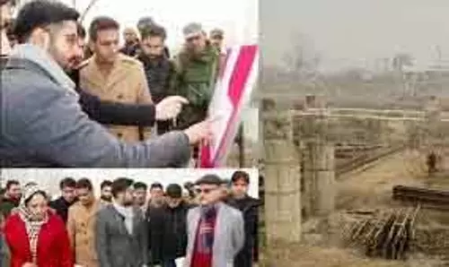 DC Srinagar ने गंगबुघ इलाके में विकास परियोजनाओं का निरीक्षण किया DC Srinagar ने गंगबुघ इलाके में विकास परियोजनाओं का निरीक्षण किया