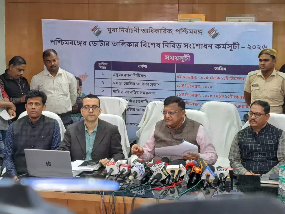 Kolkata: एसआईआर डेटा में दिखी मतदाता आवेदन में कमी