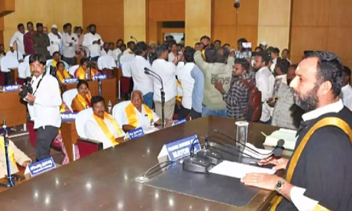 Nellore की मेयर श्रावंती का इस्तीफा स्वीकार कर लिया गया