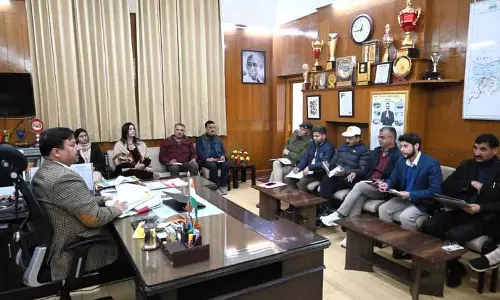 Shimla में पर्यटकों की संख्या बढ़ेगी, 25 दिसंबर से शोघी से तारादेवी तक चेक पोस्ट लगाए जाएंगे Shimla में पर्यटकों की संख्या बढ़ेगी, 25 दिसंबर से शोघी से तारादेवी तक चेक पोस्ट लगाए जाएंगे