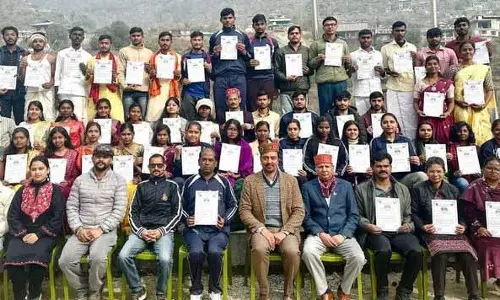 50 NSS छात्रों ने कुल्लू के पिर्डी संस्थान में 10-दिवसीय एडवांस्ड एडवेंचर कोर्स पूरा किया