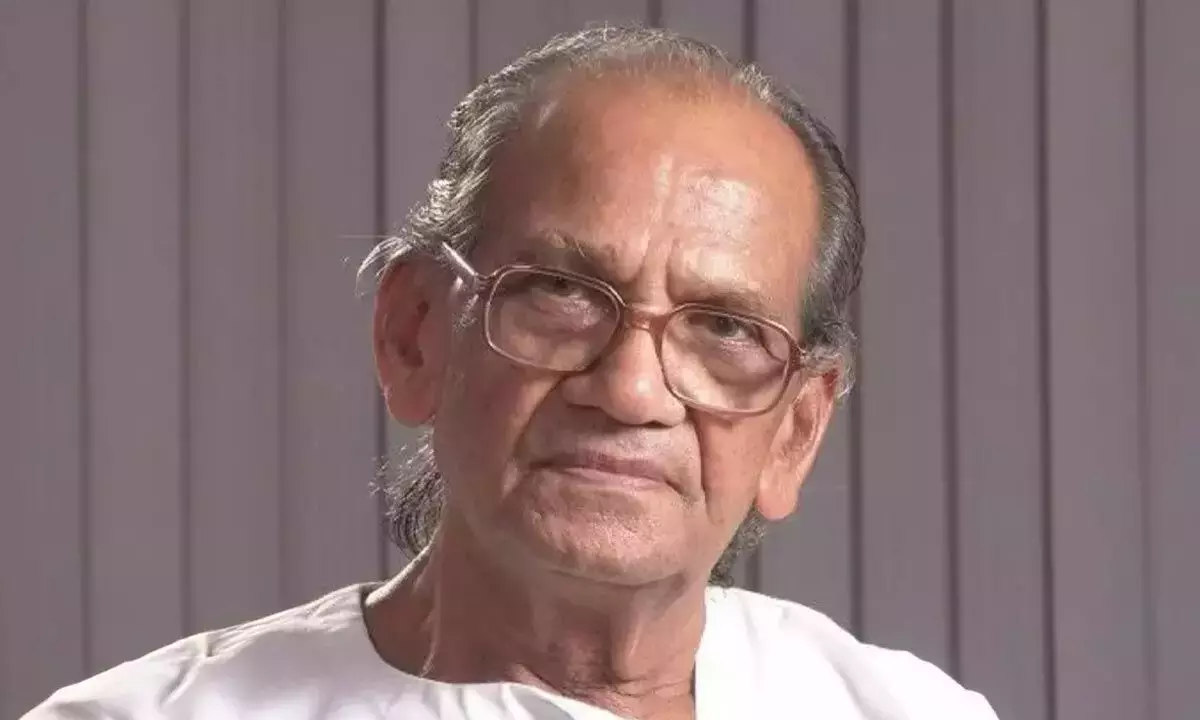 KCR ने मूर्तिकार राम वनजी सुतार के निधन पर शोक व्यक्त किया