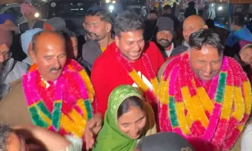 AAP ने ग्रामीण निकाय चुनाव में दबदबा बनाया, 25 में से 11 ZP सीटें जीतीं, कांग्रेस को 8 सीटें मिलीं AAP ने ग्रामीण निकाय चुनाव में दबदबा बनाया, 25 में से 11 ZP सीटें जीतीं, कांग्रेस को 8 सीटें मिलीं