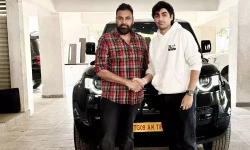 पवन कल्याण ने OG डायरेक्टर को दिया महंगा तोहफ़ा: सिर्फ़ फ़िल्म की सफलता की वजह से नहीं