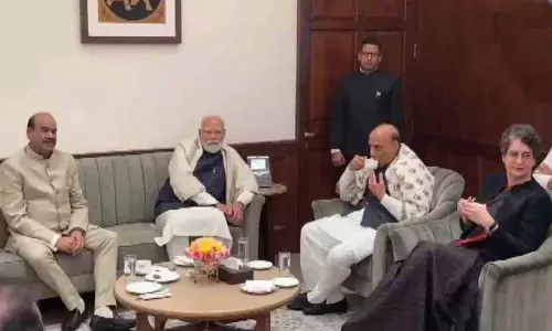 Om Birla ने लोकसभा में पार्टी नेताओं और सांसदों के साथ बैठक की