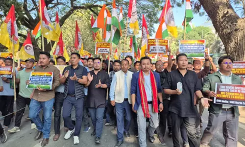 बीजेपी की सहयोगी TIPRA Motha ने बांग्लादेशी बयानों पर किया आगरा में प्रदर्शन बीजेपी की सहयोगी TIPRA Motha ने बांग्लादेशी बयानों पर किया आगरा में प्रदर्शन
