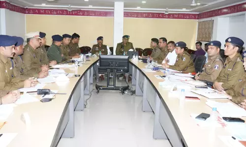 IG-SP की संयुक्त बैठक में सख्त निर्देश, नशे पर जीरो टॉलरेंस, लंबित अपराधों का शीघ्र निराकरण