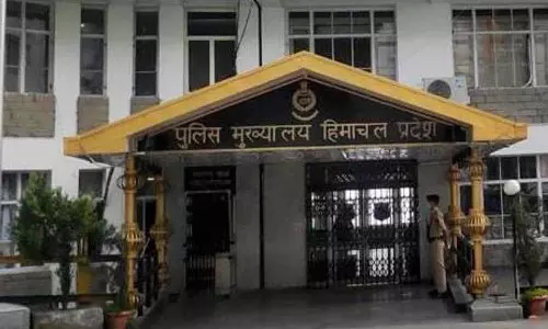 Himachal में एसपी रैंक से नीचे के पुलिस अधिकारियों पर मीडिया से बातचीत पर रोक लगा दी गई