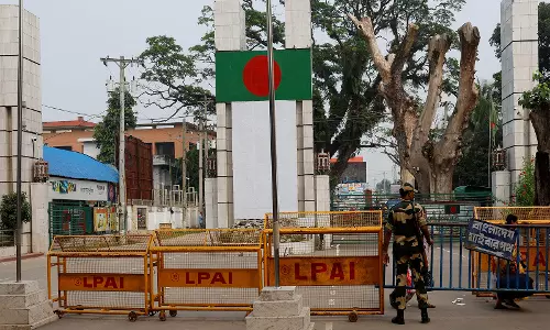 हादी की मौत के बाद ढाका में BSF तैनात, अशांति के बीच कानून व्यवस्था कायम