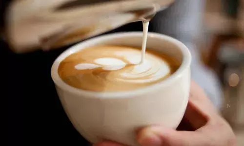 क्या आप रोज़ाना coffee पीने के इन शानदार फ़ायदों के बारे में जानते हैं? क्या आप रोज़ाना coffee पीने के इन शानदार फ़ायदों के बारे में जानते हैं?