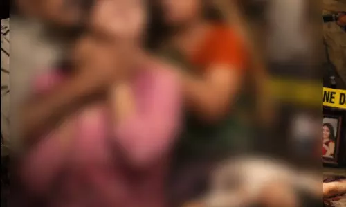 पिता ने बेटी की हत्या कर शव यमुना में फेंका, प्रेम विवाह पर विवाद का खुलासा पिता ने बेटी की हत्या कर शव यमुना में फेंका, प्रेम विवाह पर विवाद का खुलासा