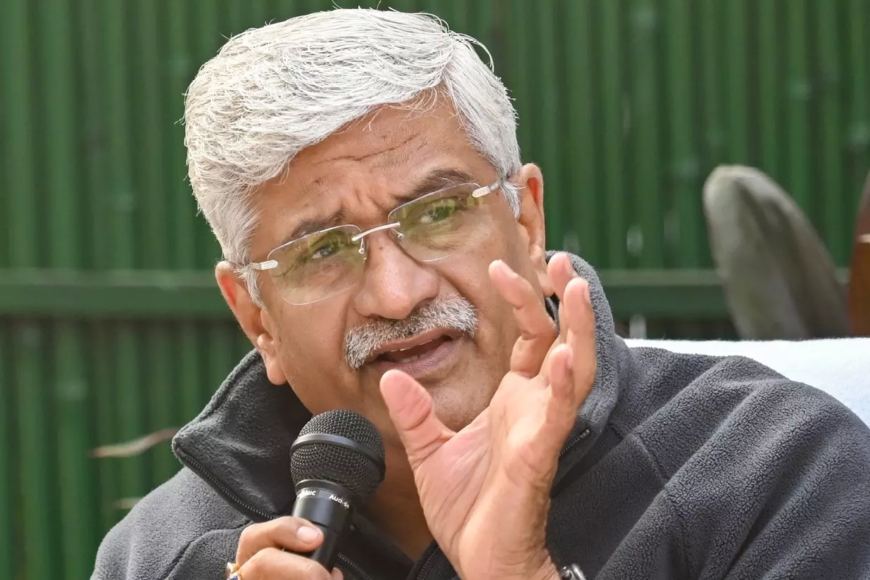 171 देशों के पर्यटक ई-वीजा सुविधा का लाभ उठाने के लिए पात्र हैं: गजेंद्र सिंह शेखावत 171 देशों के पर्यटक ई-वीजा सुविधा का लाभ उठाने के लिए पात्र हैं: गजेंद्र सिंह शेखावत