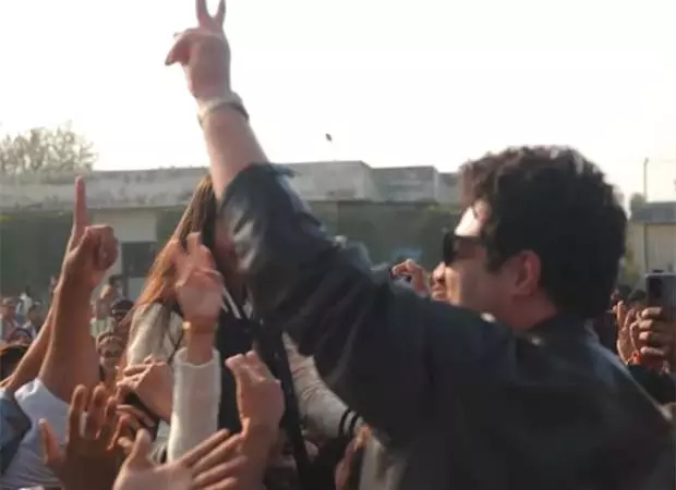 वरुण शर्मा ने दिल्ली में Rahu Ketu के प्रमोशन के पहले दिन के बाद इमोशनल नोट लिखा वरुण शर्मा ने दिल्ली में Rahu Ketu के प्रमोशन के पहले दिन के बाद इमोशनल नोट लिखा
