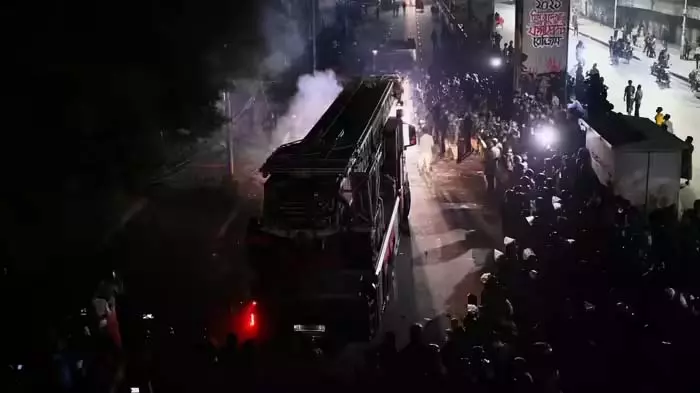 कट्टरपंथियों ने की नृशंसता की हद पार, हिंदू युवक की हत्या कर शव को जलाया कट्टरपंथियों ने की नृशंसता की हद पार, हिंदू युवक की हत्या कर शव को जलाया