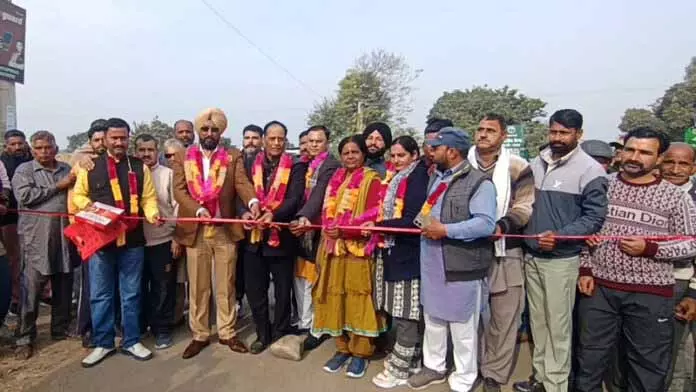 Gharu, टोनी ने घराना डबल-लेन सड़क परियोजना का शुभारंभ किया Gharu, टोनी ने घराना डबल-लेन सड़क परियोजना का शुभारंभ किया