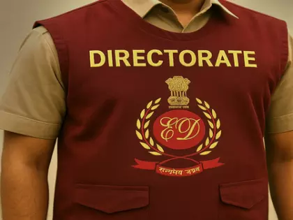 मणिपुर: ED ने 10 करोड़ रुपये की लग्जरी कारें और प्रॉपर्टी के दस्तावेज जब्त किए मणिपुर: ED ने 10 करोड़ रुपये की लग्जरी कारें और प्रॉपर्टी के दस्तावेज जब्त किए