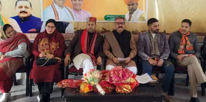 ज़ोरावर ने SIR अभ्यास का बचाव किया, कांग्रेस के नेतृत्व वाले INDIA ब्लॉक पर निशाना साधा ज़ोरावर ने SIR अभ्यास का बचाव किया, कांग्रेस के नेतृत्व वाले INDIA ब्लॉक पर निशाना साधा