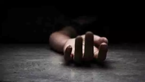 Nashik: पूर्व जिला परिषद सदस्य कैलाश चौधरी पालसे के पास नाले में मृत पाए गए Nashik: पूर्व जिला परिषद सदस्य कैलाश चौधरी पालसे के पास नाले में मृत पाए गए
