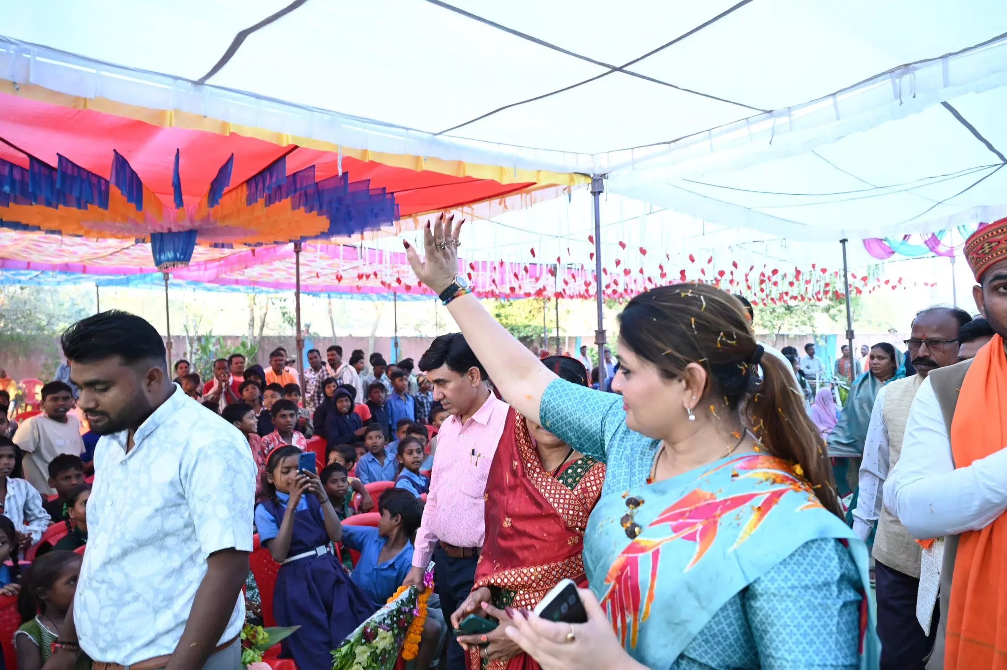 पीएम जनमन योजना: ग्राम देवसरा में 100 सीटर बालिका छात्रावास का भूमिपूजन पीएम जनमन योजना: ग्राम देवसरा में 100 सीटर बालिका छात्रावास का भूमिपूजन