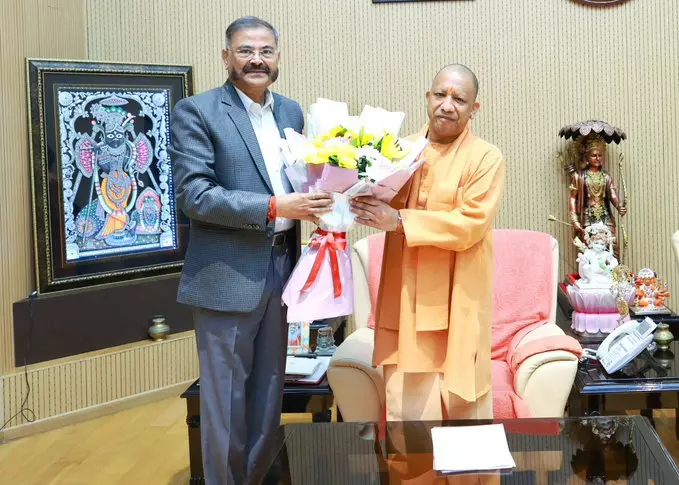 UPSESC के नए अध्यक्ष ने कार्यभार संभाला, चयन में पारदर्शिता और मेरिट पर जोर UPSESC के नए अध्यक्ष ने कार्यभार संभाला, चयन में पारदर्शिता और मेरिट पर जोर