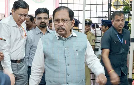 कर्नाटक: 2025 में क्राइम रेट में आई उल्लेखनीय गिरावट: जी. परमेश्वर कर्नाटक: 2025 में क्राइम रेट में आई उल्लेखनीय गिरावट: जी. परमेश्वर