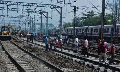 Borivali में WR द्वारा ब्लॉक लगाए जाने के कारण एक महीने तक ट्रेन सेवाएं प्रभावित रहेंगी Borivali में WR द्वारा ब्लॉक लगाए जाने के कारण एक महीने तक ट्रेन सेवाएं प्रभावित रहेंगी
