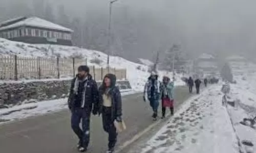 Jammu-Kashmir: लैंडस्लाइड, पूरा इलाका धुंध में ढका