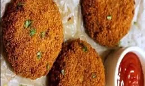 Gobhi Rajma Cutlet : टेस्टी और हेल्दी गोभी राजमा कटलेट Gobhi Rajma Cutlet : टेस्टी और हेल्दी गोभी राजमा कटलेट